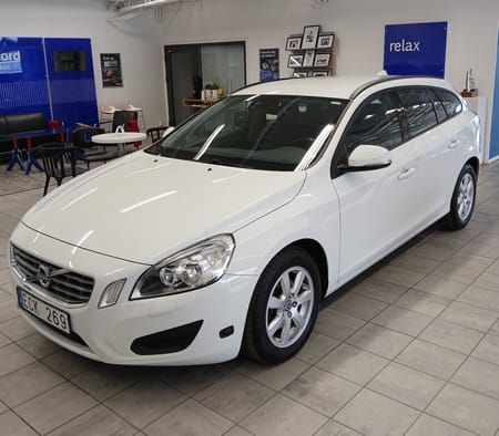 Volvo V60 T4 F 11.068mil Dra 1400kg B-kort