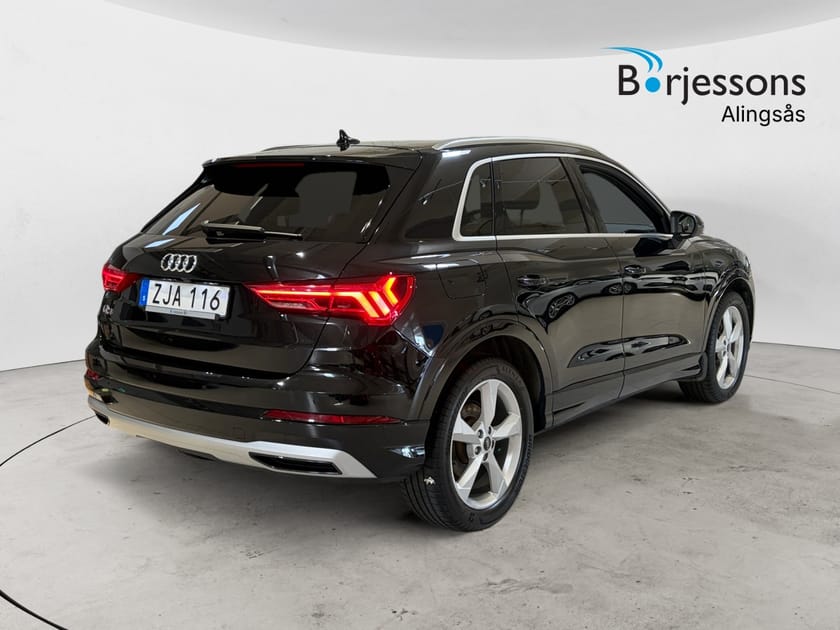 Bild 3 av Audi Q3 35 TFSI 150hk S-Tronic Advanced Värmare/Drag/Sonos/Ke