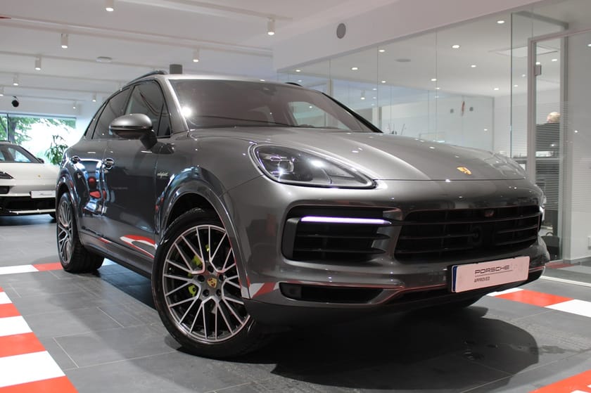 Bild 1 av Porsche Cayenne E-Hybrid 