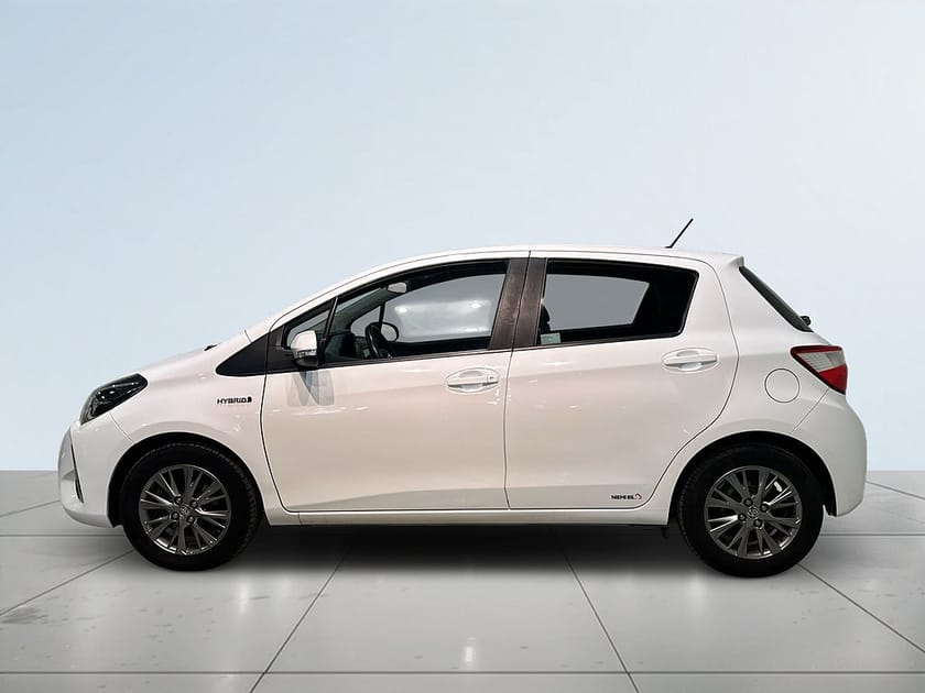 Bild 4 av Toyota Yaris Hybrid e-CVT Active CarPlay Mvärm Kamera SoV