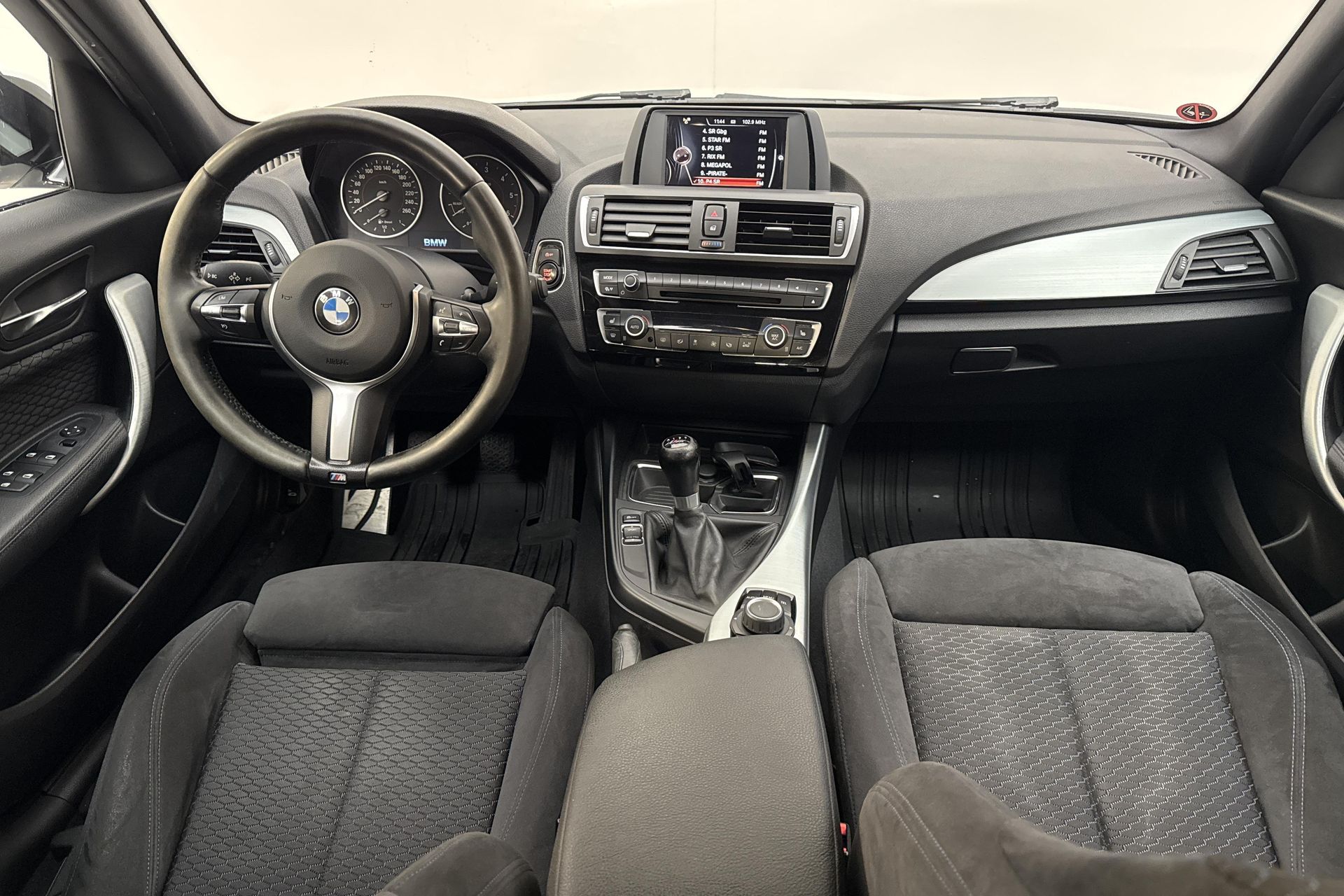 BMW 116 d 5-dörrars 2016, photo 7/10