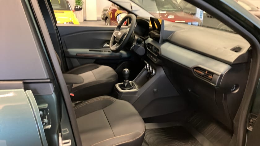 Bild 5 av Dacia Sandero Stepway Extreme TCe 110hk PL fr 2190kr/mån