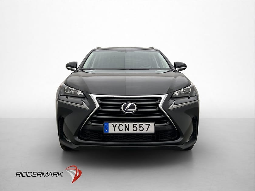 Bild 2 av Lexus NX 300h AWD 2.5 197hk Business Skinn Kamera Keyless