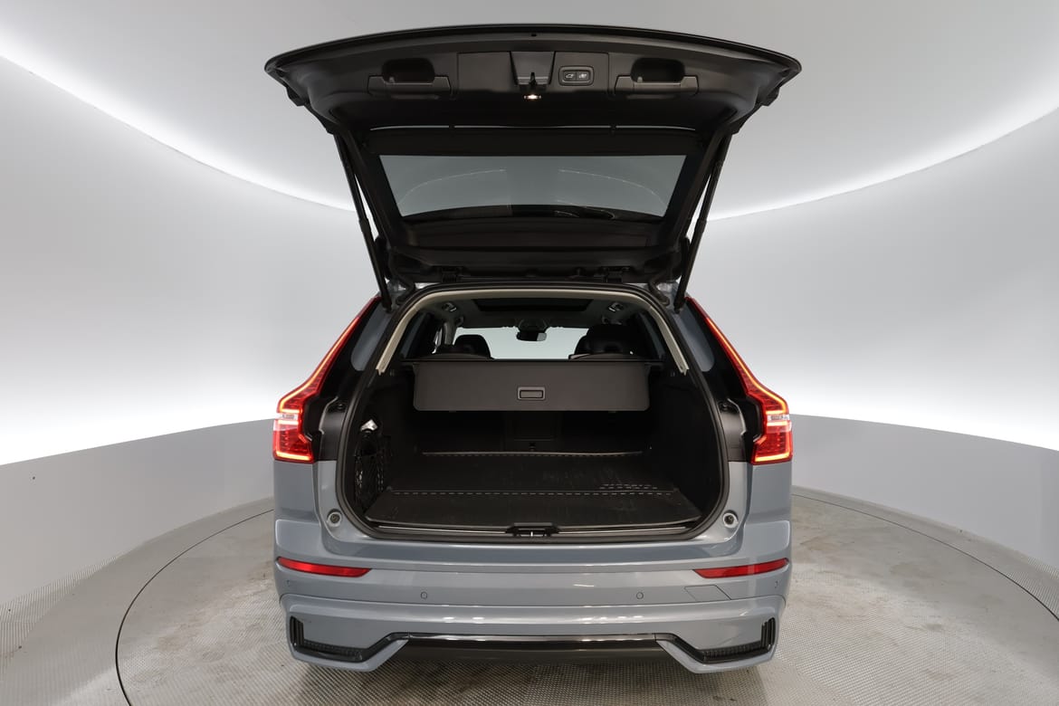 Volvo XC60 2023 - miniatyr 18