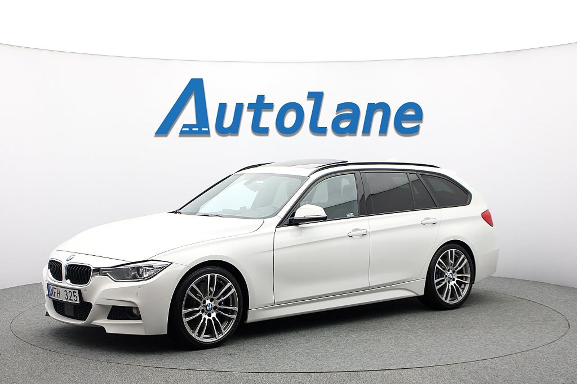 BMW 328 i Touring M Sport 2013, photo 4/10