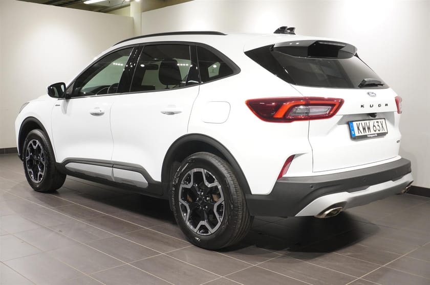 Bild 4 av Ford Kuga Hybrid AWD Active 2.5 Elhybrid 184hk Drag Navi Kamera