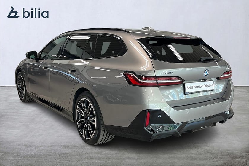 Bild 2 av BMW 530e xDrive Touring M-sport | Drag | H&K | Aktiv farth.