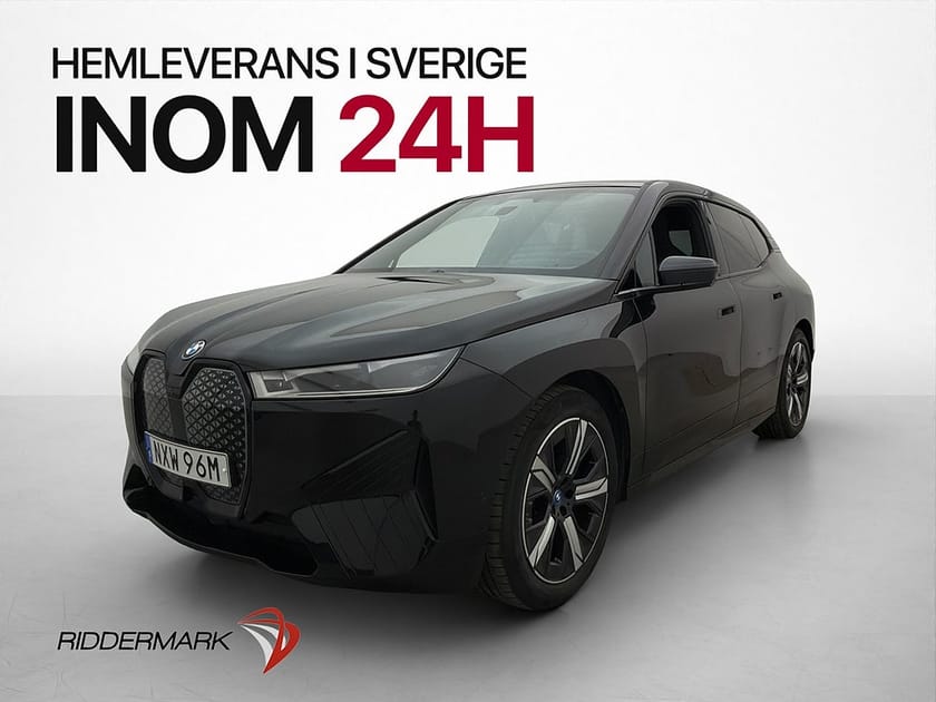 Bild 4 av BMW iX xDrive50 Sport Sky Pano MOMS HUD 360º Drag Laser
