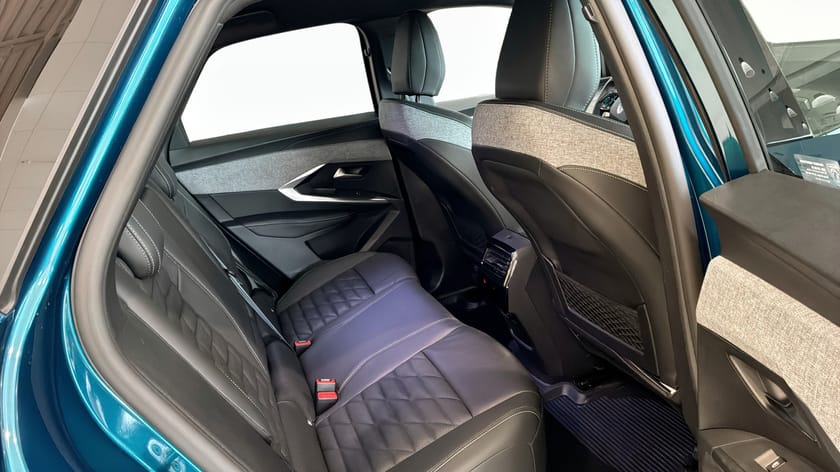Bild 5 av Peugeot E-3008 