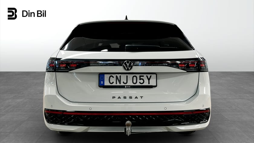 Bild 5 av Volkswagen Passat Variant eHybrid 272hk DSG/R-Line Signature/Drag/Panorama