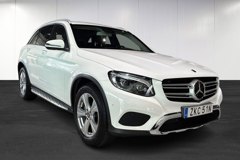 Bild 2 av Mercedes-Benz GLC 220 d 4MATIC Skinn Burmester Drag Elstol