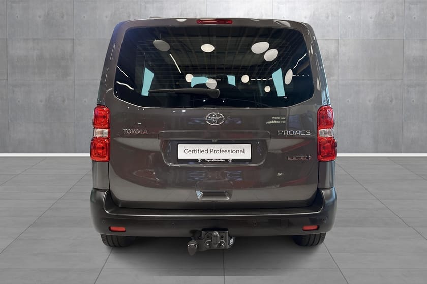 Bilde 4 av Toyota Proace Electric 75kwt comfort L1H1 Medium Fleet Colour