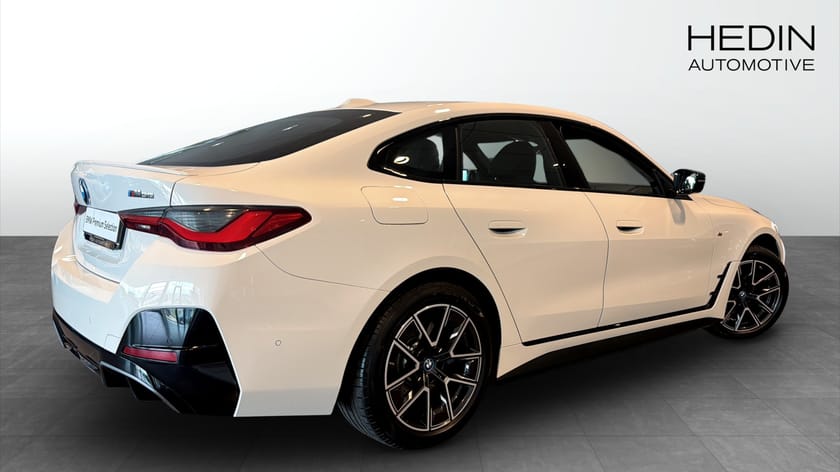 Bild 2 av BMW i4 M50 xDrive Gran Coupé HiFi Laser Adaptiv Farth Elstol Drag