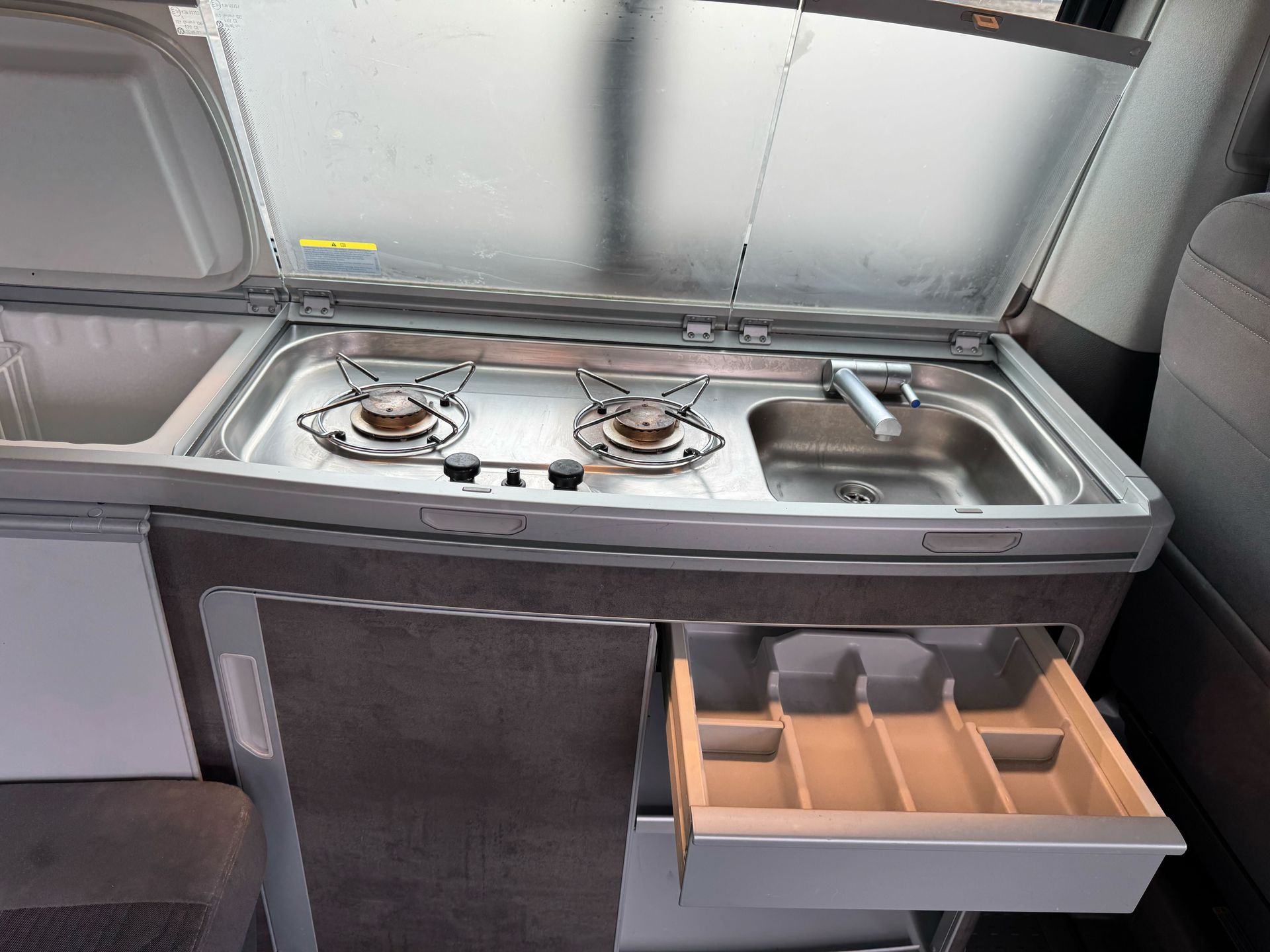 Volkswagen Transporter California 2023, bild 6/10