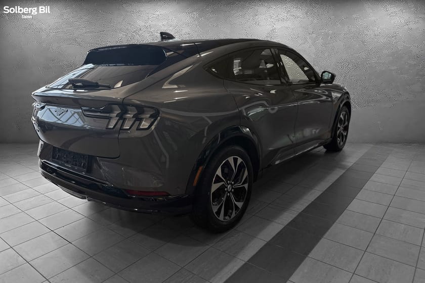 Bilde 4 av Ford Mustang Mach-E Long Range AWD AWD/ B&O/ 360 Ryggekamera