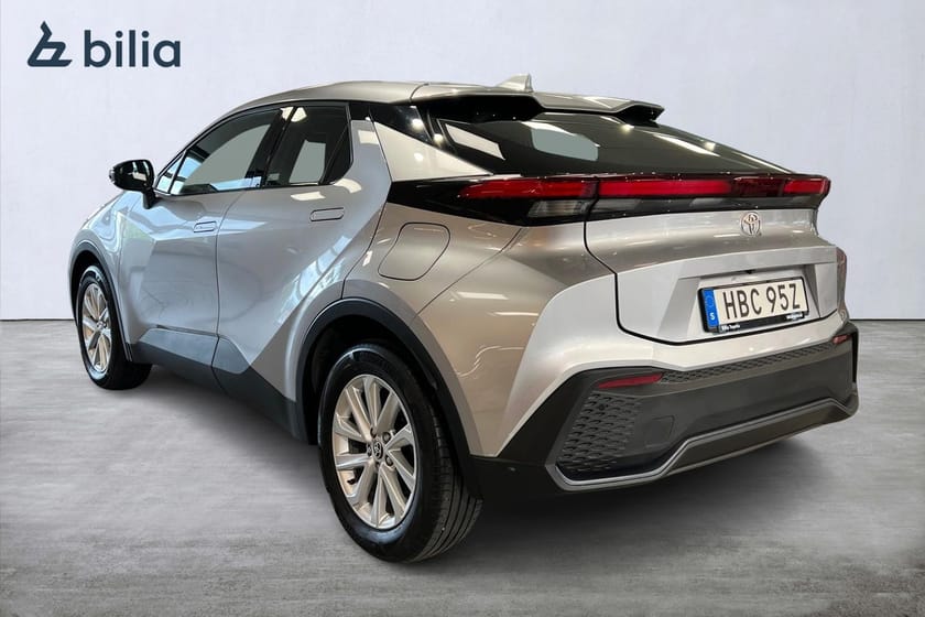 Bild 2 av Toyota C-HR PHEV 2,0 Laddhybrid Active Värmare Moms
