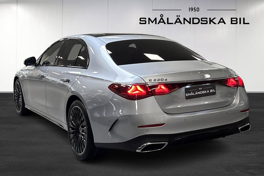 Bild 3 av Mercedes-Benz E 220 d 4MATIC AMG Line Advanced Plus Panorama Drag