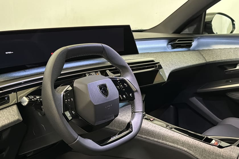 Bild 4 av Peugeot 3008 Hybrid 145