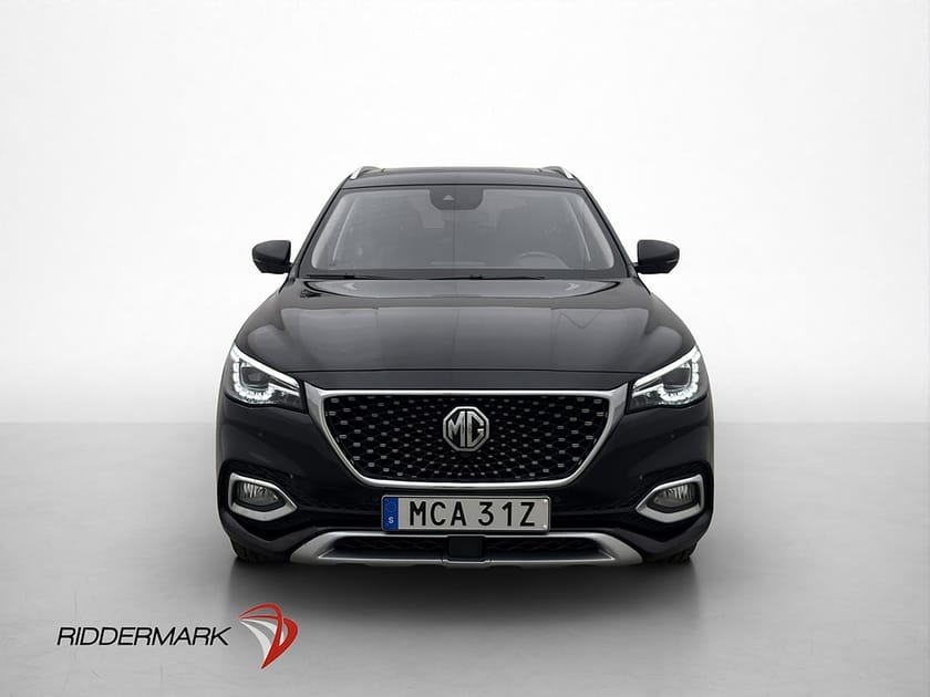 Bild 2 av MG EHS PHEV LUX PEBBLE BLACK PANO SKINN 360° NAVI ADAPTIV
