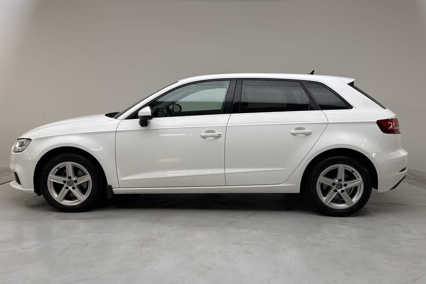 Bild 2 av Audi A3 Sportback 30 TFSI