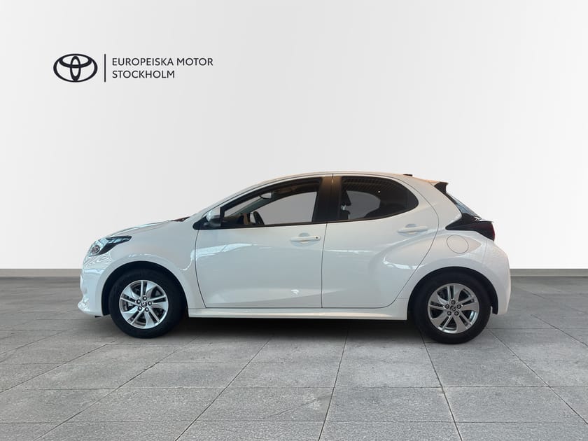 Bild 4 av Toyota Yaris Hybrid 115 5D Active Komfortpaket Vinterhjul