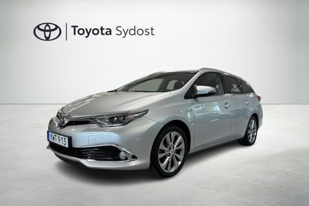 Toyota Auris Touring Sports Hybrid Executive Parkeringssensorer Backkamera