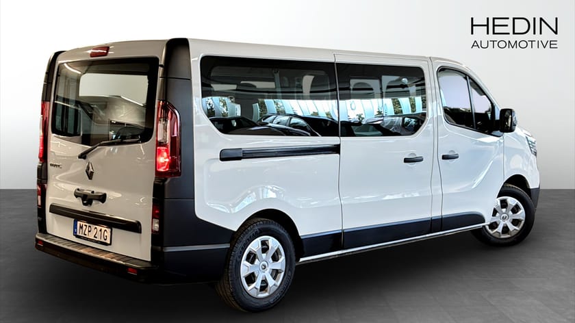 Bild 2 av Renault Trafic Passenger L2 2.0 Blue dCi 150 EDC 150hk MOMS!