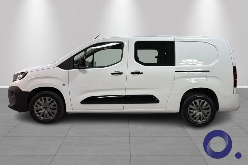 Bilde 2 av Peugeot Partner Mester L2 | ADAPTIV CRUISE, HENGERFESTE, KAMERA++