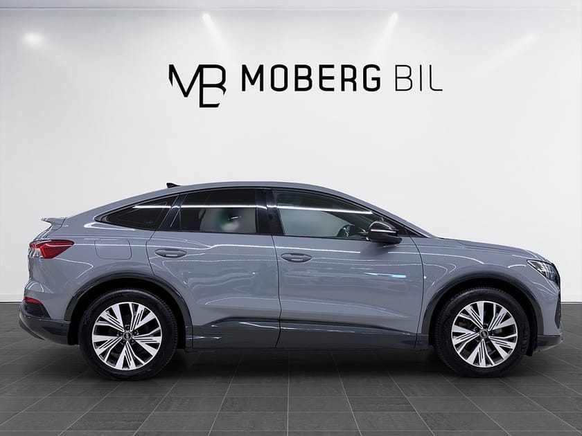 Bild 4 av Audi Q4 50 Sportback e-tron quattro 299hk Sport Edt Drag Navi B-Kamera SONOS