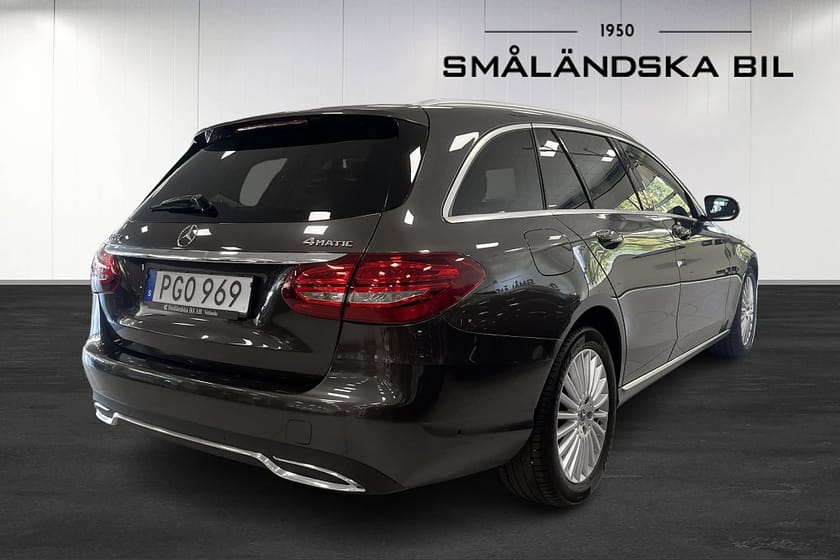 Bild 4 av Mercedes-Benz C 220 T d 4MATIC