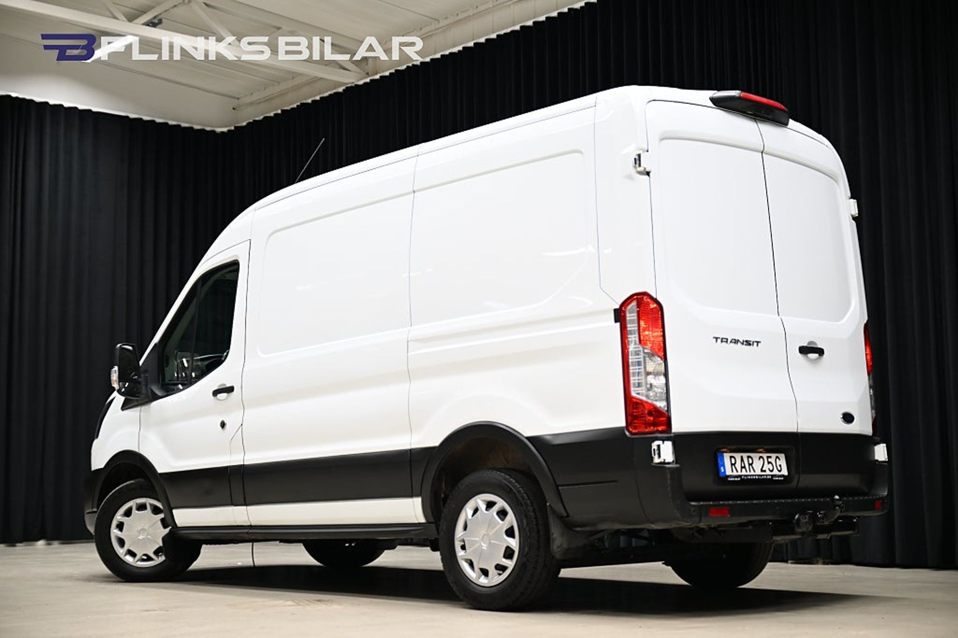 Ford Transit 350 170HK L3H2 Automat 2023, photo 5/10