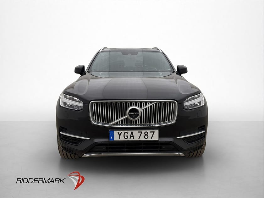 Bild 2 av Volvo XC90 T8 407hk Inscription 7-Sits B&W HUD Pano 360 Värm
