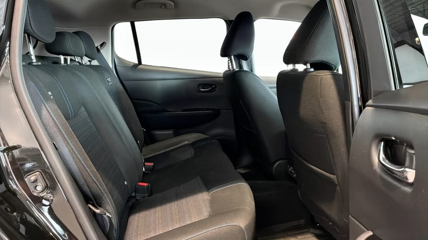 Bild 5 av Nissan Leaf 39 kwh 3 795kr/mån 18 mån privatleasing N-Connecta Värmepump