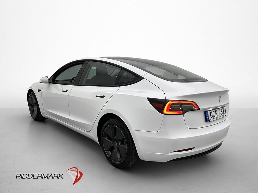 Bild 5 av Tesla Model 3 Standard Range Autopilot Panorama Svensksåld