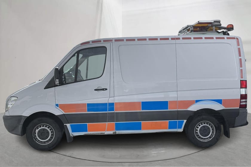 Bild 2 av Mercedes-Benz Sprinter 316 CDI Skåpbil (163hk) Verkstadsinredning