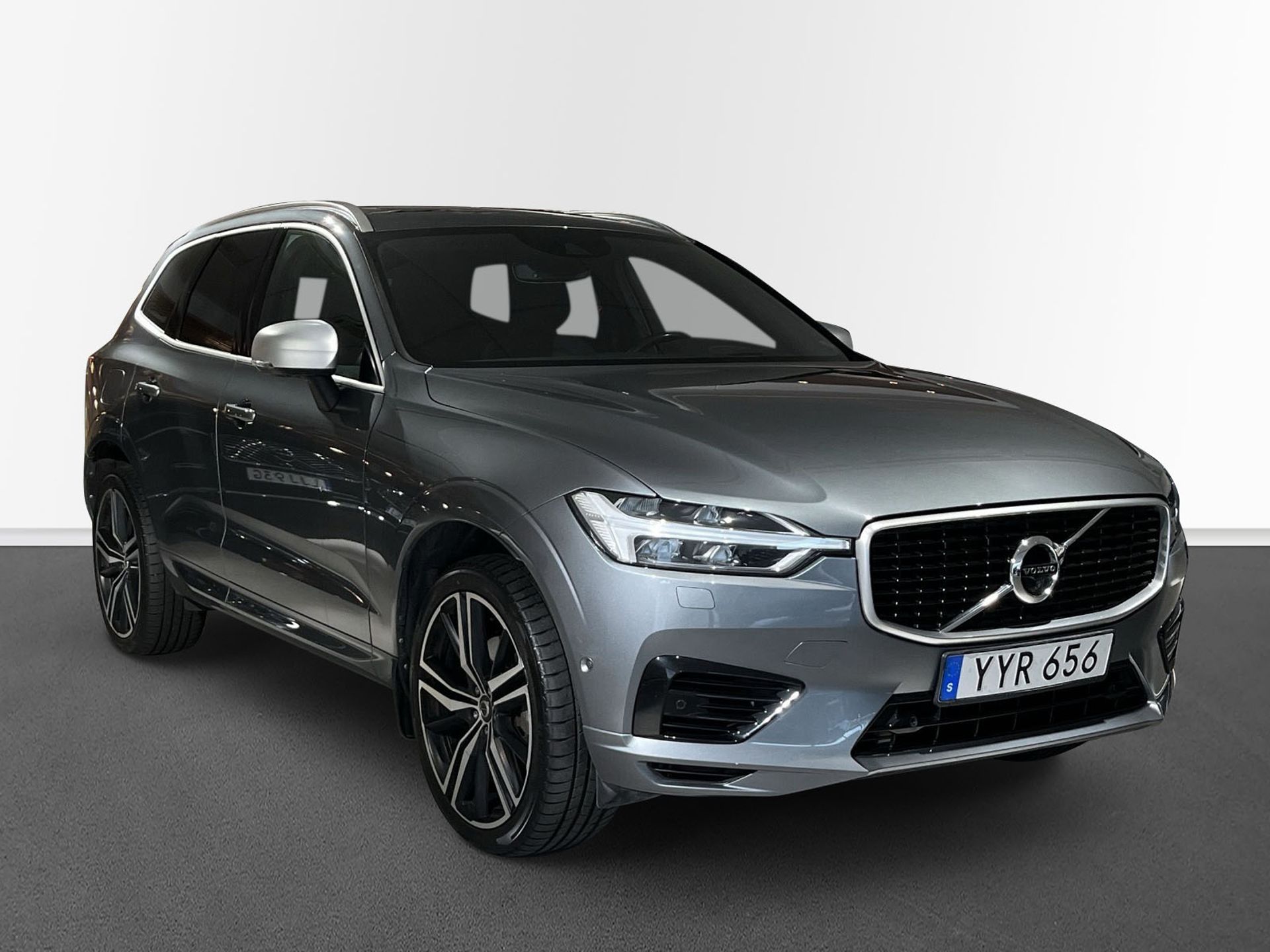 Volvo XC60 T8 AWD R-Design 2018, bild 3/10