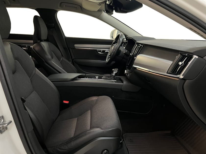 Bild 4 av Volvo V90 T4 Momentum Advanced SE