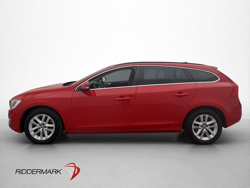 Bild 4 av Volvo V60 D4 190hk AWD Momentum Värmare Dragkrok