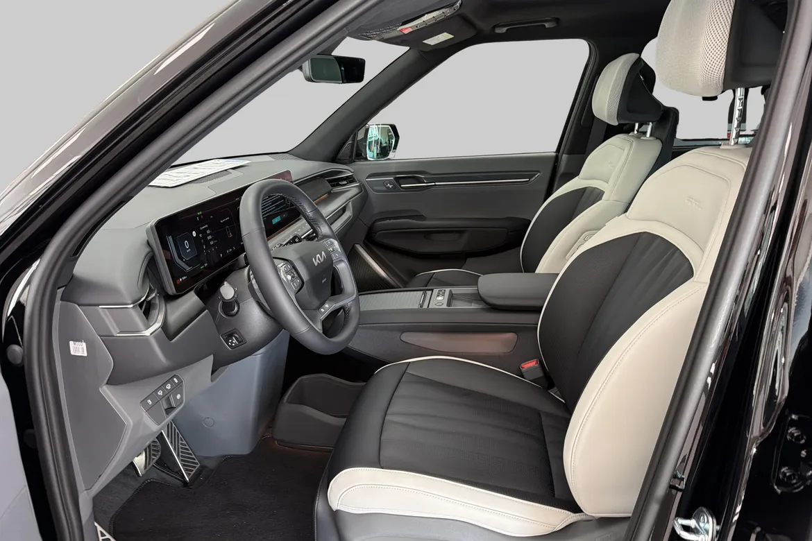 picture of a car