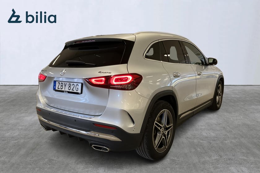 Bild 3 av Mercedes-Benz GLA 220 d 4MATIC AMG-Line/s&v-däck/Panorama/Park.värmare/Multibeam Led