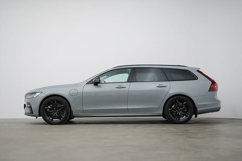 Bild 3 av Volvo V90 T6 AWD / 350hk / Plus Dark Nordic Edition