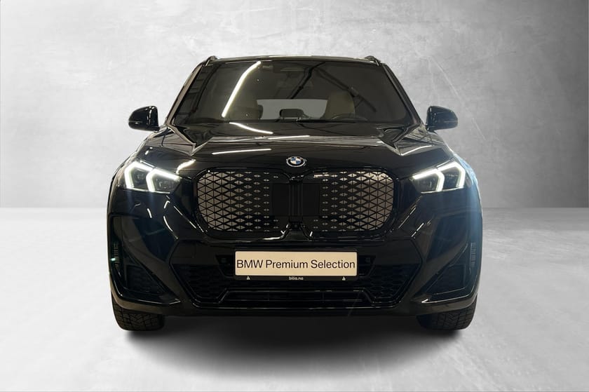 Bilde 2 av BMW iX1 xDrive30