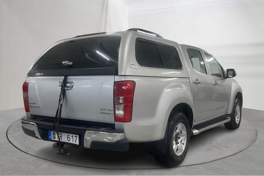 Bild 3 av Isuzu D-Max Crew Cab 2.5 DDI 4WD (163hk) Kåpa Vinterhjul