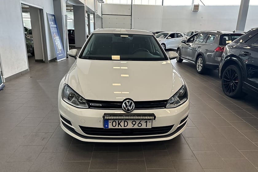 Bild 3 av Volkswagen Golf 5-dörrar 1.4 TGI BlueMotion/SUPERDEAL 3,95%/CARPLAY/PDC