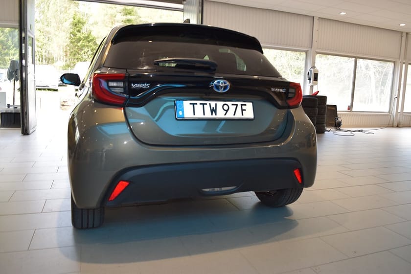 Bild 3 av Toyota Yaris Hybrid CVT Active Plus Euro 6