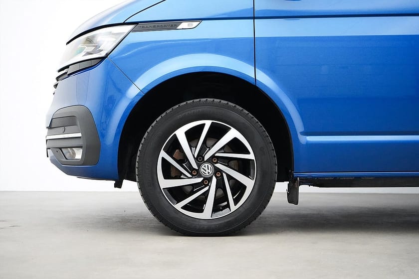 Bild 2 av Volkswagen Transporter 2.0 TDI / 150hk /  Värmare / Adaptiv