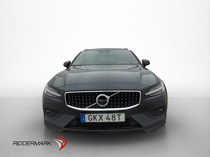 Bild 2 av Volvo V60 Cross Country D4 AWD VOC Pano Drag H/K HuD 360°