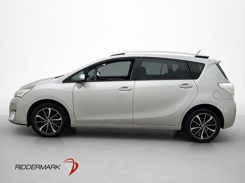 Bild 4 av Toyota Verso 1.8 Intense 7-Sits Kamera Halvskinn En-Brukare