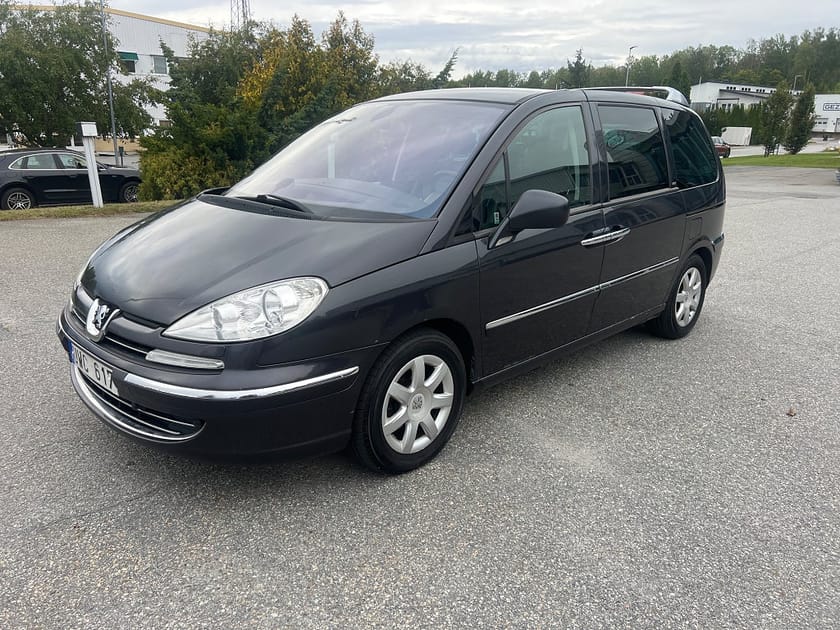 Bild 1 av Peugeot 807 2.0 HDi FAP 7-sits 1 äg Kamrem bytt Skinn Drag D-Värm