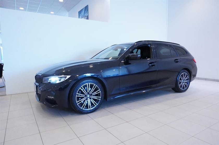 Bild 3 av BMW 320d xDrive Touring Steptronic 190hk M-Sport Dragkrok Värmare